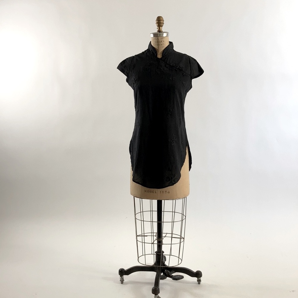 Jessie Della famine European designer Black appliquéd kaftan